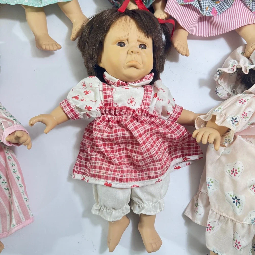 Vintage Gi-Go Palm Pals Bean Bag Baby‎ Dolls Lot of 8 Various Expressions 8 Inch